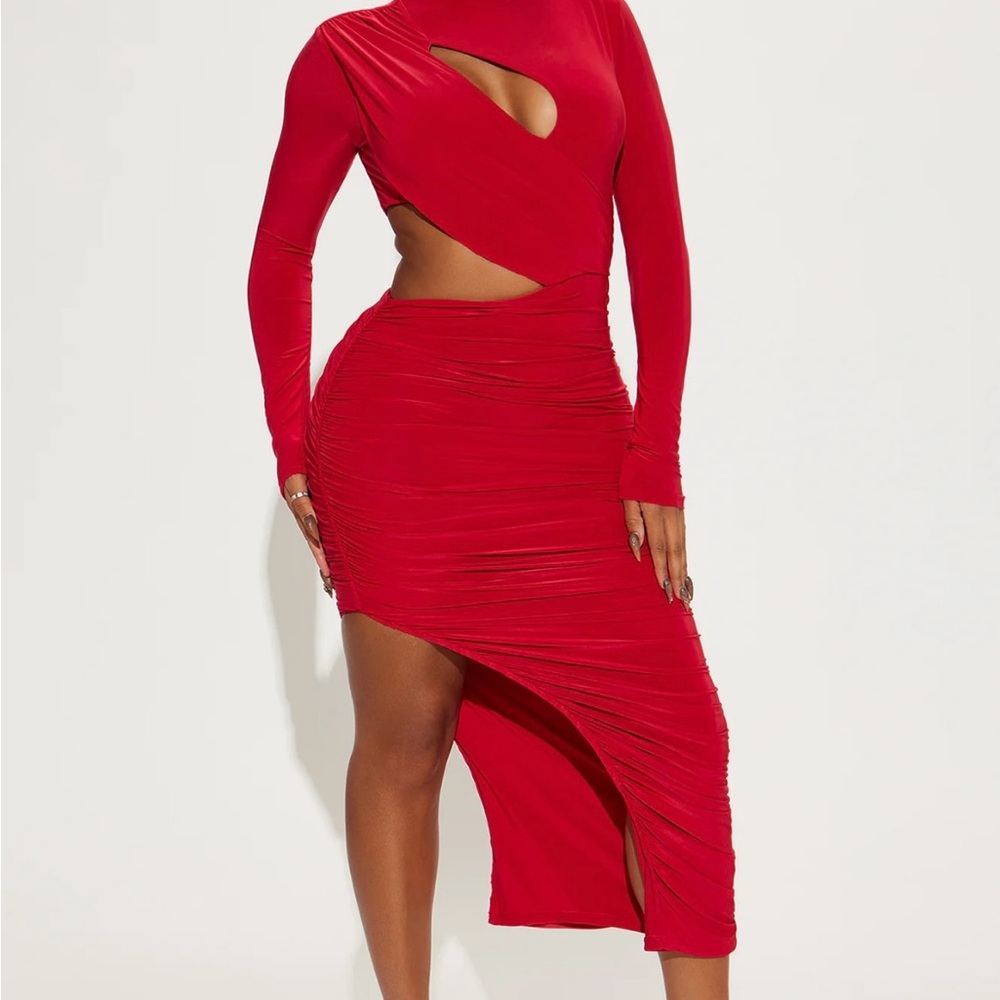 Elegant Red Cut-Out Dress